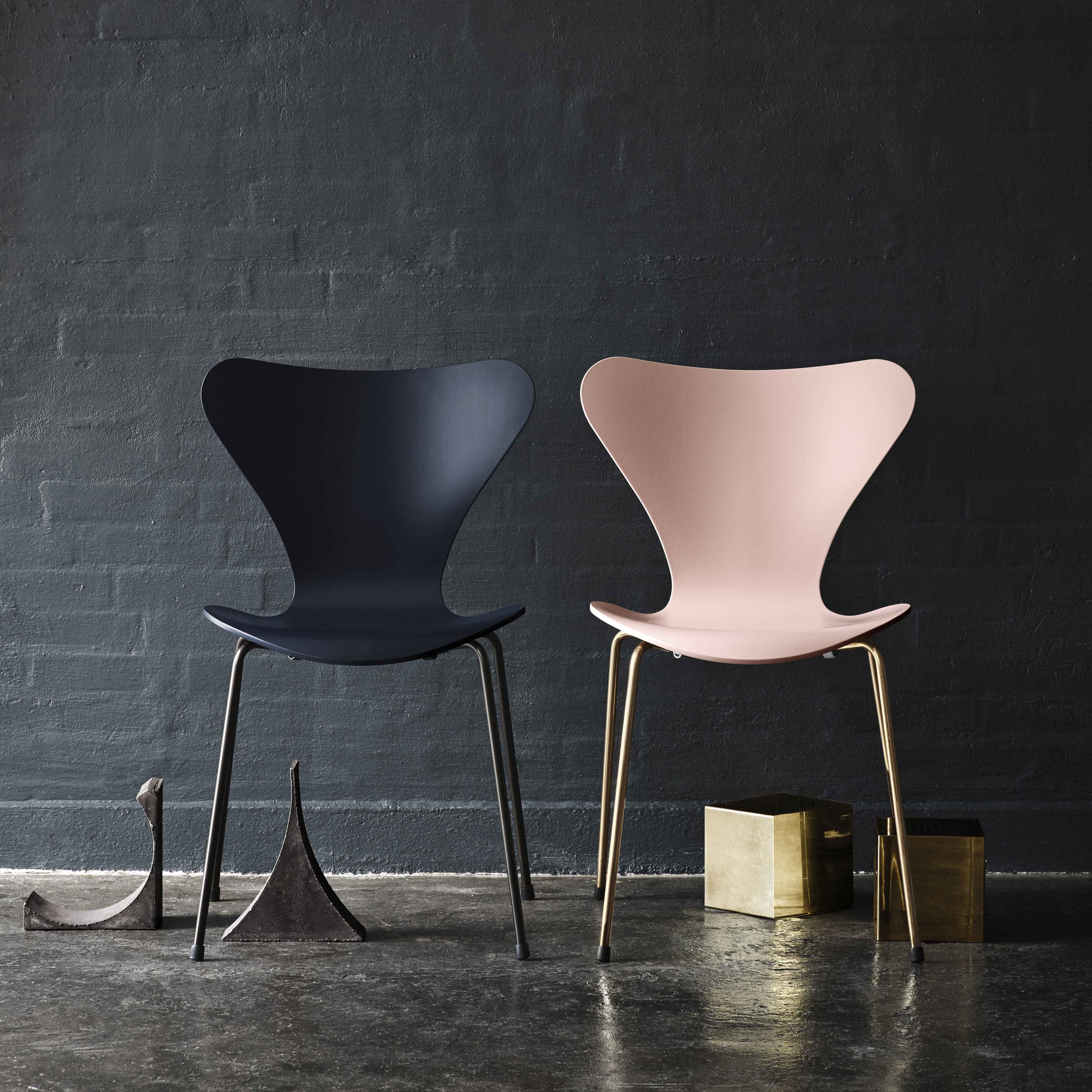 Syver stolen til Arne Jacobsen, Fritz Hansen