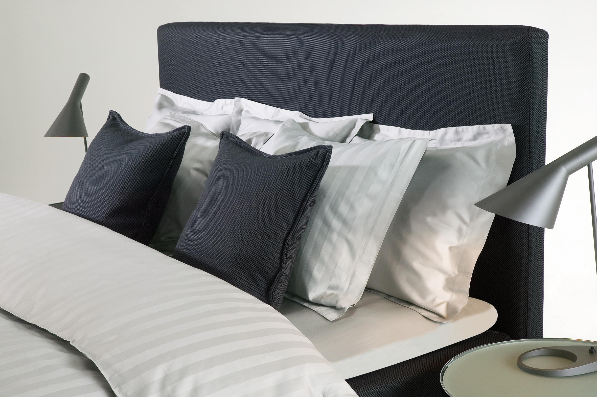 Xleep-pute fra DUX inneholder et system av sammenhengende micro-spiraler som gjør at nakke og hode er i rett linje med ryggraden. 