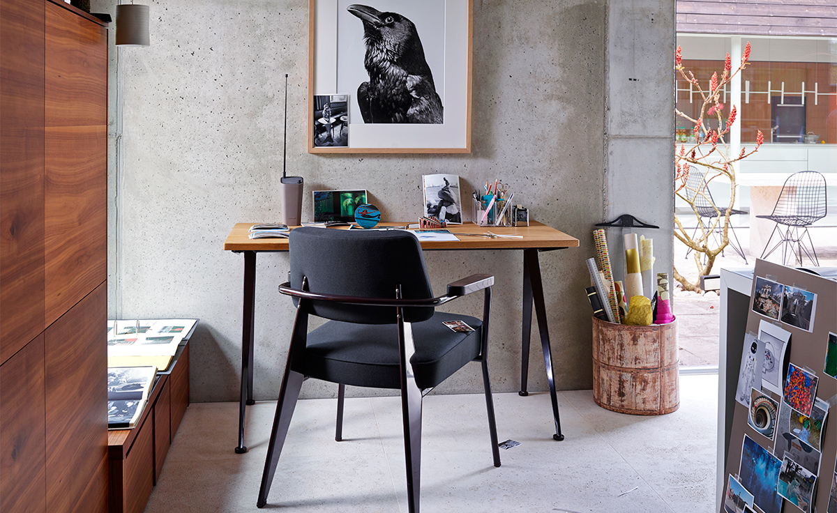 Fauteuil de Salon lenestol er designet i 1939 av Jean Prouvè-