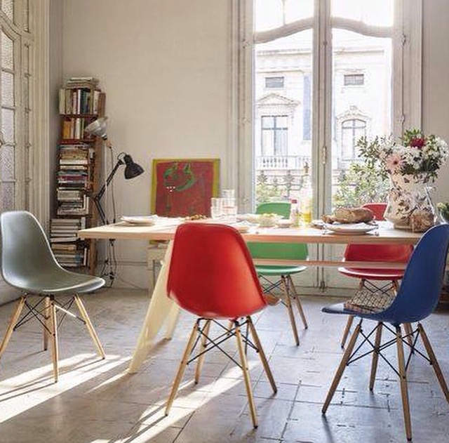 Eames DSR plastic chair