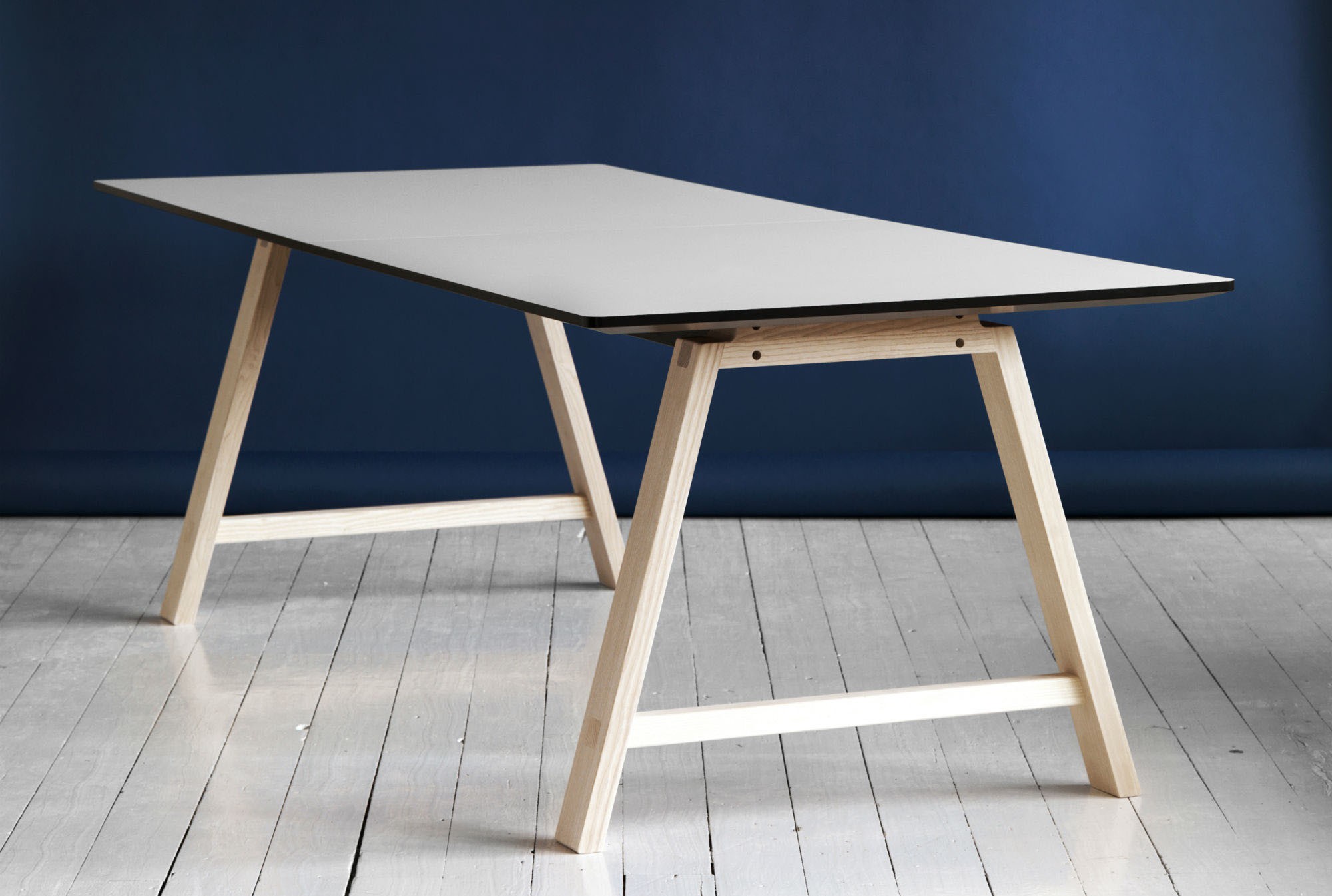 T1 uttrekksbord fra Andersen Furniture, design: byKato 