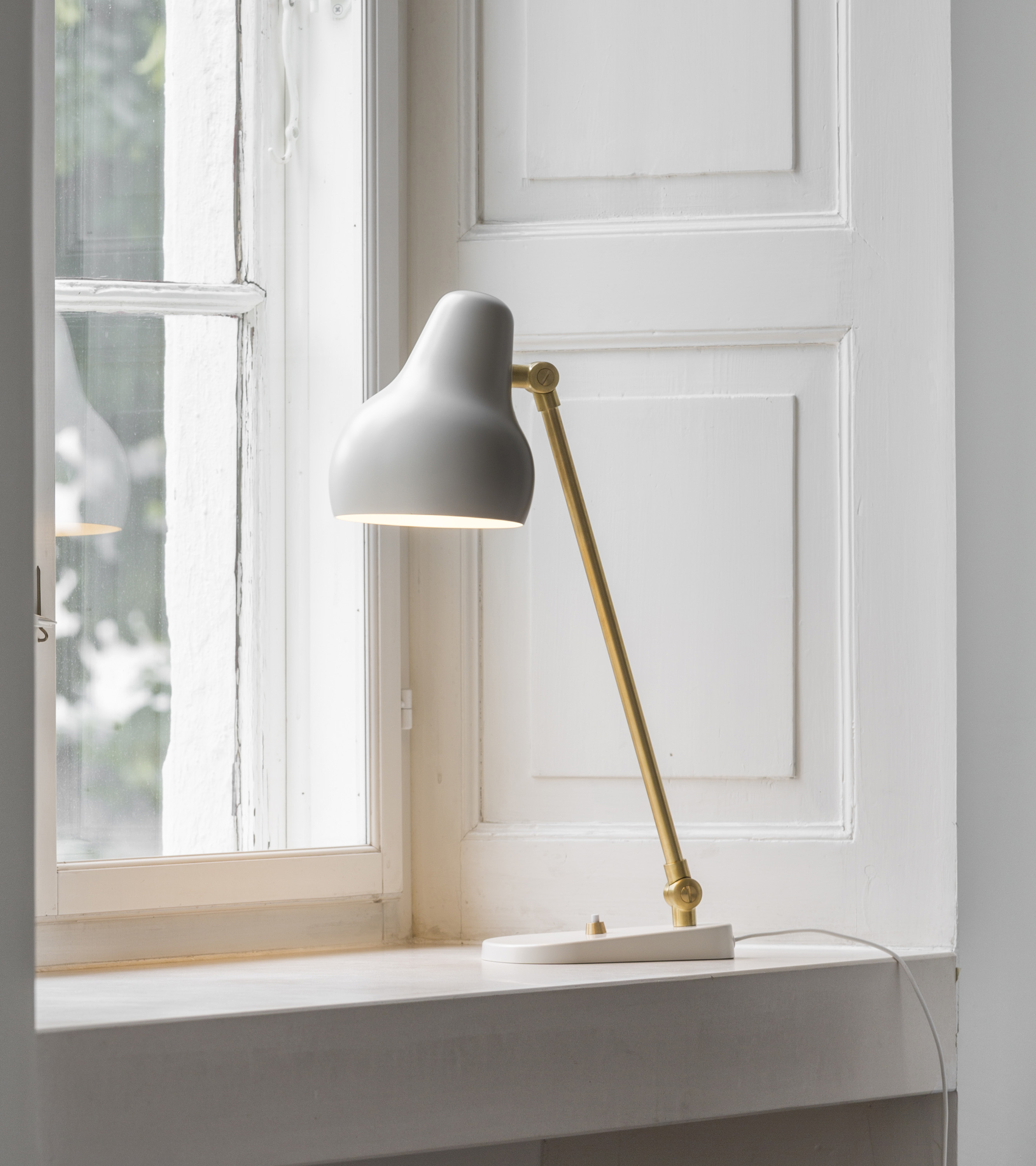 VL 38 bordlampe fra Louis Poulsen, design: Vilhelm Lauritzen 